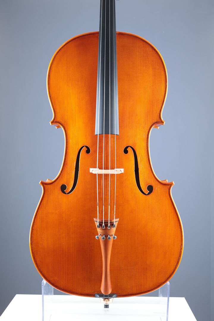 Leonhardt Rainer W. - Mittenwald Anno 2025 - Goldener Gigant - C-419